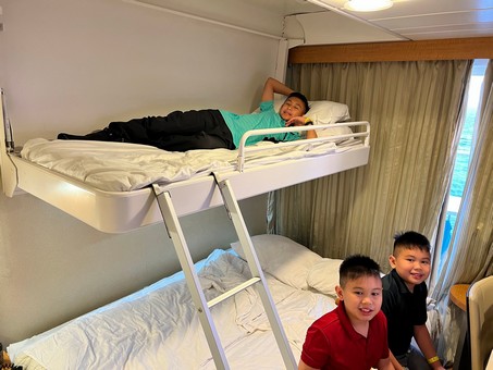 Wenceslao Family - Cruise 2022 Day1