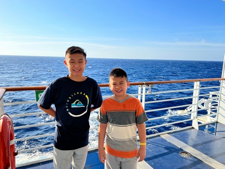 Wenceslao Family - Cruise 2022 Day2