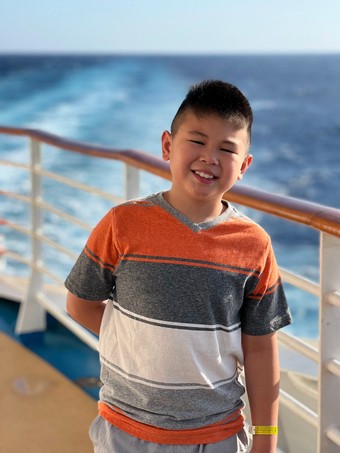 Wenceslao Family - Cruise 2022 Day2