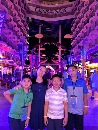 Wenceslao Family - Cruise 2022 Day3