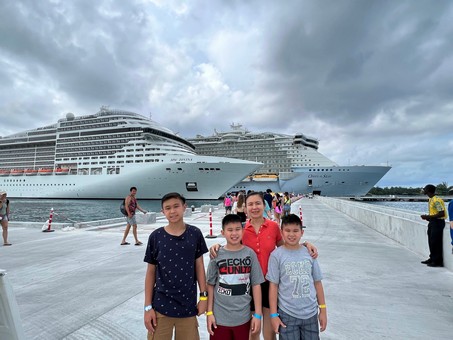 Wenceslao Family - Cruise 2022 Day4