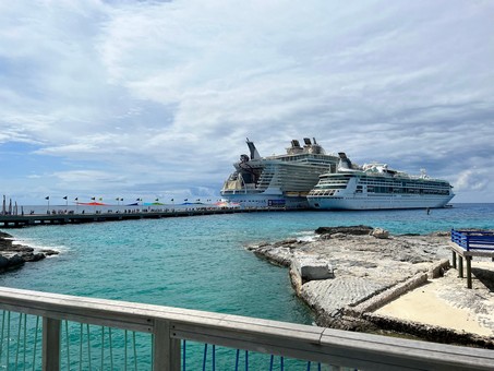 Wenceslao Family - Cruise 2022 Day5