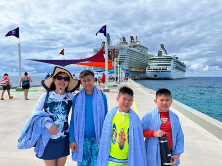 Wenceslao Family - Cruise 2022 Day5