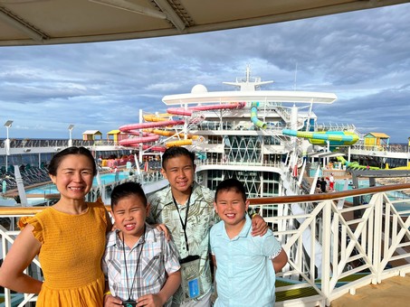 Wenceslao Family - Cruise 2022 Day5