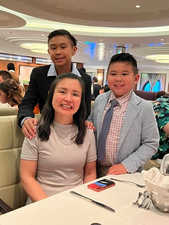 Wenceslao Family - Cruise 2022 Day6