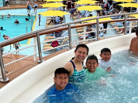 Wenceslao Family - Cruise 2022 Day7