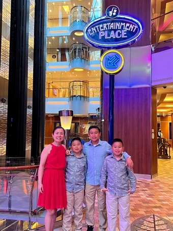 Wenceslao Family - Cruise 2022 Day7